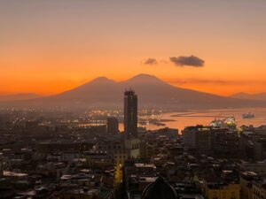 Guide des pizzerias au feu Naples travel tourism landmark