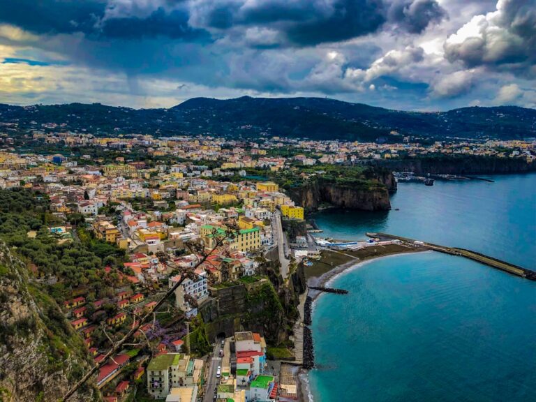 Meilleures plages priv es d Naples travel tourism landmark