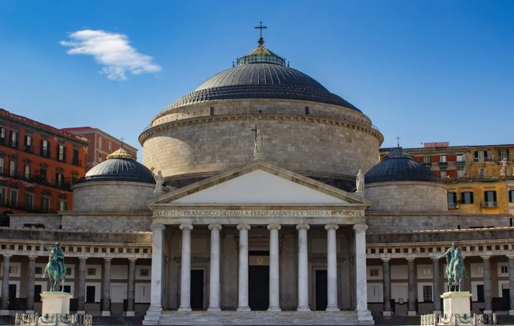 Neoclassical Basilica of San Francesco di Paola in Naples' Piazza del Plebiscito